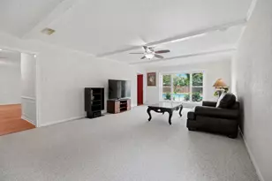 15319 Seahorse Dr, Houston, TX 77062 - Photo 11