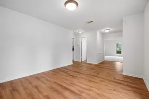 15319 Seahorse Dr, Houston, TX 77062 - Photo 7