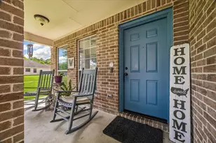 1041 Riverwood Dr, Dickinson, TX 77539 - Photo 3