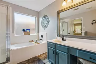 1041 Riverwood Dr, Dickinson, TX 77539 - Photo 15