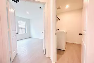 27527 Sunterra Village Dr, Katy, TX 77493 - Photo 7
