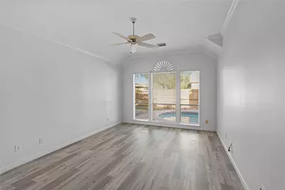 12134 Green Trails Drive, Stafford, TX 77477 - Photo 15