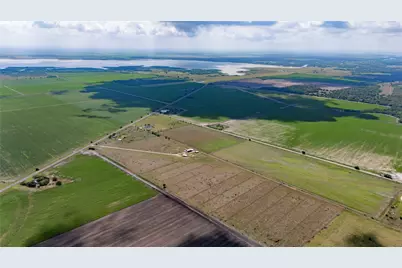 758 County Road 309 -1, Edna, TX 77957 - Photo 3