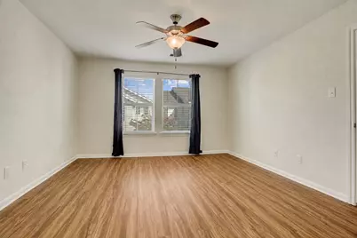 10046 Hillside Bayou Drive, Houston, TX 77080 - Photo 21