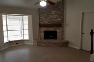 1511 Alderbrook Dr, Sugar Land, TX 77498 - Photo 11