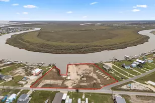1052 County Rd 201, Sargent, TX 77414 - Photo 1
