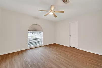 9538 Ravensworth Drive, Houston, TX 77031 - Photo 25