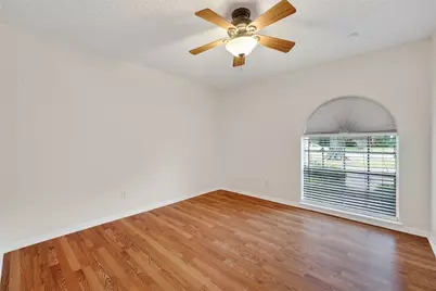 9538 Ravensworth Drive, Houston, TX 77031 - Photo 23