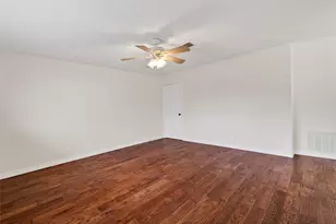 9538 Ravensworth Dr, Houston, TX 77031 - Photo 15