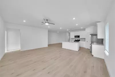 30715 Wicklow Gardens Drive, Fulshear, TX 77441 - Photo 23