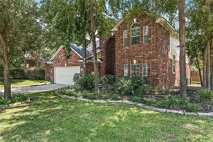 2 Hollow Glen Pl, The Woodlands, TX 77385 - Photo 29