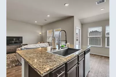 202 Blanco Drive, Huntsville, TX 77340 - Photo 13