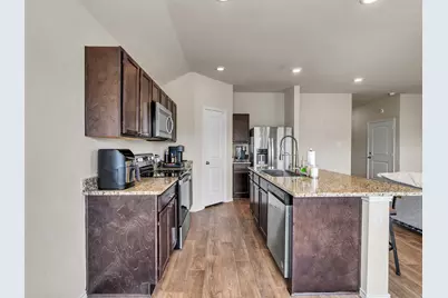 202 Blanco Drive, Huntsville, TX 77340 - Photo 11