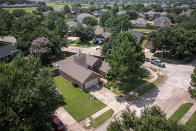 8835 Gas Light Village Drive, Houston, TX 77095 - Photo 47
