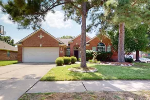 8835 Gas Light Village Dr, Houston, TX 77095 - Photo 3