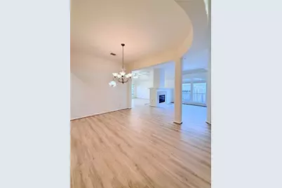 13714 Brighton Park Drive, Houston, TX 77044 - Photo 7