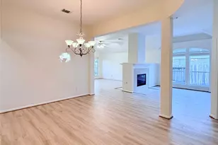 13714 Brighton Park Dr, Houston, TX 77044 - Photo 7