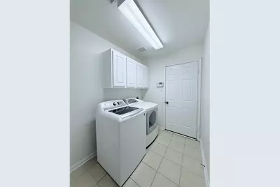 13714 Brighton Park Drive, Houston, TX 77044 - Photo 35