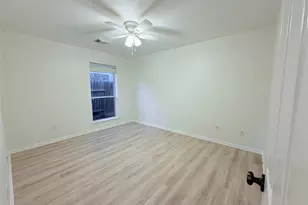 13714 Brighton Park Dr, Houston, TX 77044 - Photo 33