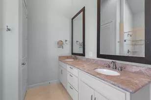 5617 Kiam St, Houston, TX 77007 - Photo 17