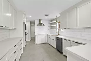 2261 Riverside Dr, West Columbia, TX 77486 - Photo 17