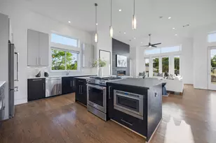 7327 Shadyvilla Pointe Dr, Houston, TX 77055 - Photo 25