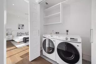 7327 Shadyvilla Pointe Dr, Houston, TX 77055 - Photo 29