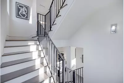 7327 Shadyvilla Pointe Drive, Houston, TX 77055 - Photo 11