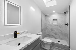 11759 W Hollyhill Dr, Plantersville, TX 77363 - Photo 15