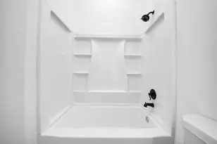 605 E Murrill Ave, Baytown, TX 77520 - Photo 11