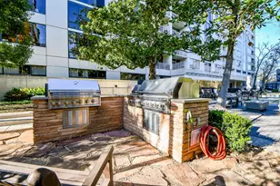 121 N Post Oak Ln, Houston, TX 77024 - Photo 43