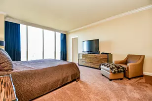 121 N Post Oak Ln, Houston, TX 77024 - Photo 21