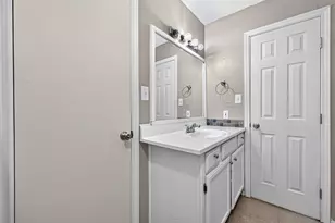 201 Lakeview Terrace Terrace, Conroe, TX 77356 - Photo 13