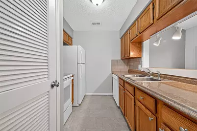 201 Lakeview Terrace Terrace, Conroe, TX 77356 - Photo 21