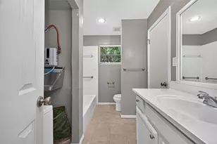 201 Lakeview Terrace Terrace, Conroe, TX 77356 - Photo 23