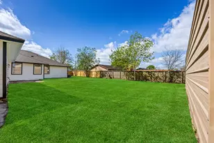 1214 Main St, Alvin, TX 77511 - Photo 23