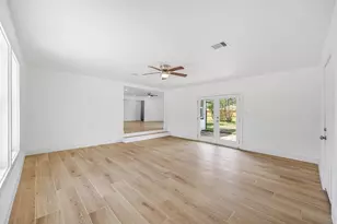 1214 Main St, Alvin, TX 77511 - Photo 9