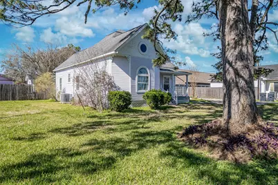 3525 Bridgette Lane, Mont Belvieu, TX 77523 - Photo 9