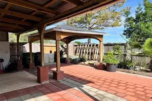 9111 Fuqua Ridge Ln, Houston, TX 77075 - Photo 21