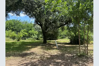 500 Block Meadowlawn Avenue, La Porte, TX 77571 - Photo 1