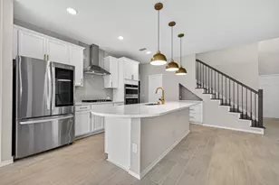 4007 Delta Rose St, Houston, TX 77018 - Photo 7