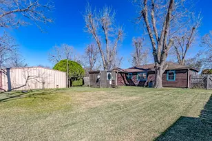 1529 E Taylor Lake Cir, Livingston, TX 77351 - Photo 33