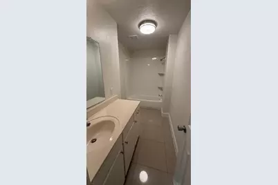 3507 E Lockwood Drive, Houston, TX 77026 - Photo 7