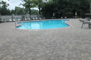 3198 Holly Hall St, Houston, TX 77054 - Photo 9