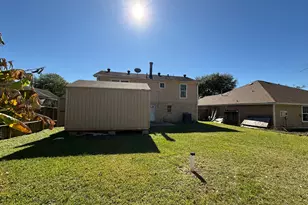 12915 Crystal Cove Dr, Houston, TX 77044 - Photo 23