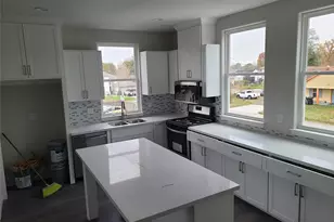 8811 Knox St, Houston, TX 77088 - Photo 11