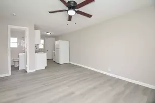 6010 Collingsworth, Houston, TX 77026 - Photo 3