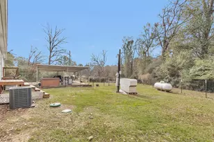 191 W Enchantment Dr, Trinity, TX 75862 - Photo 27