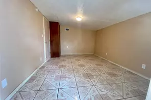 611 Bolster St, Baytown, TX 77520 - Photo 7