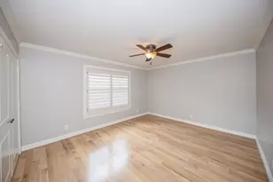 9015 Gaylord St, Hedwig Village, TX 77024 - Photo 13